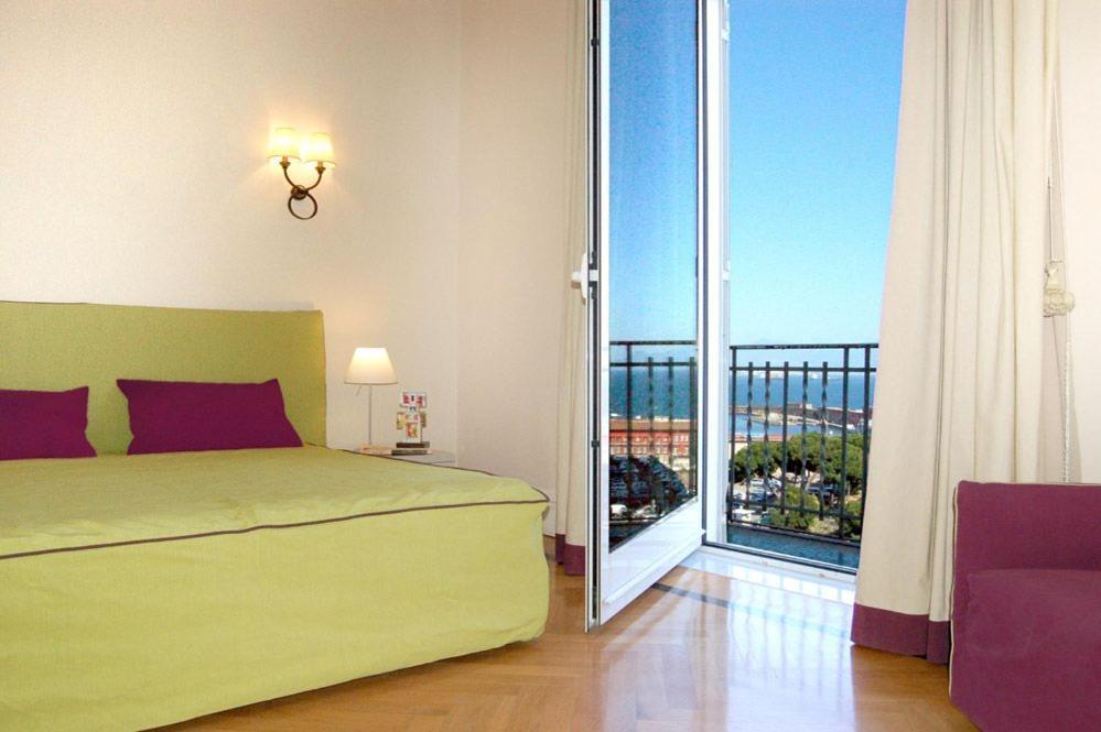 Residence Gli Angioini Srl 那不勒斯 外观 照片